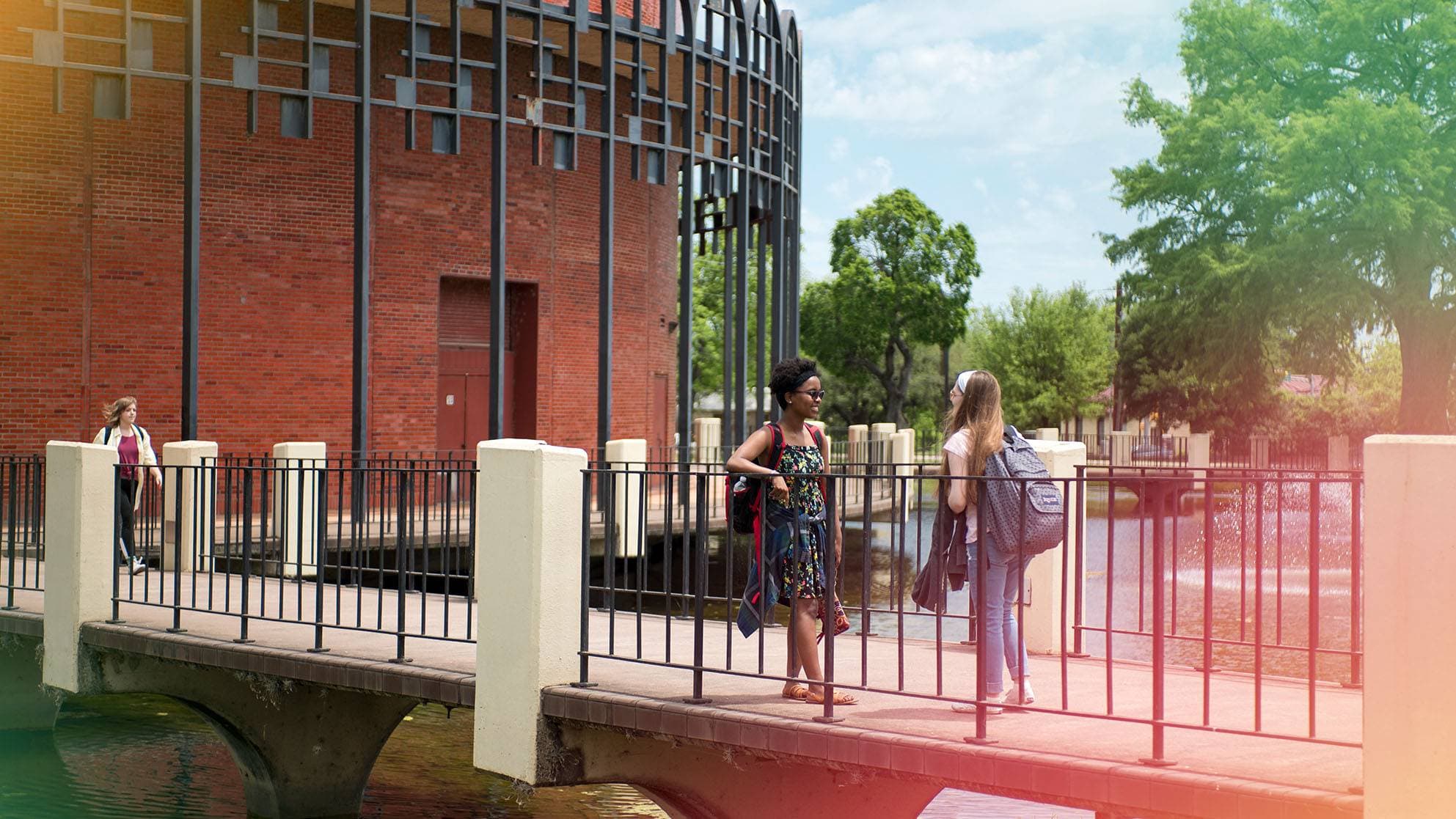 Princeton Review vinh danh Texas State University là một trong những ‘Trường Đại học Tốt nhất’ năm 2025
