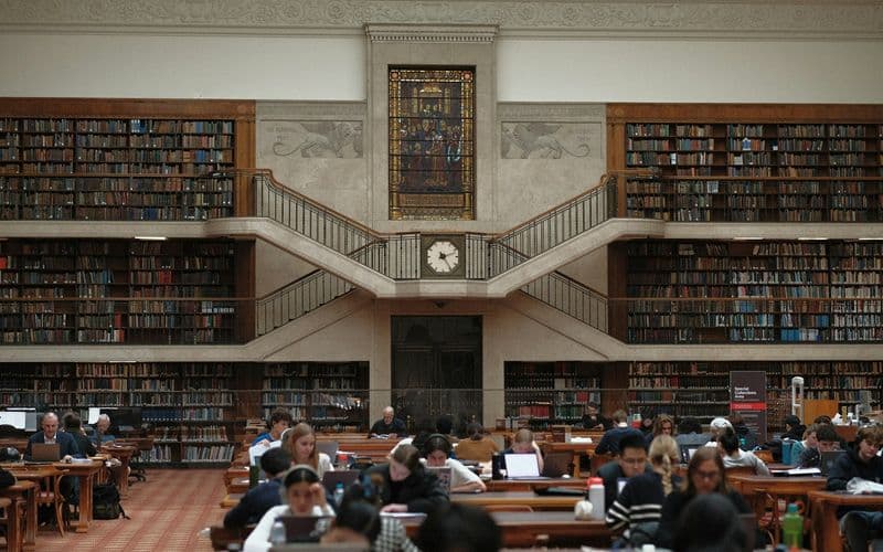 How U.S. University Study Differs: Office Hours, GPA, the Syllabus and 7 Skills to Avoid Academic Shock
